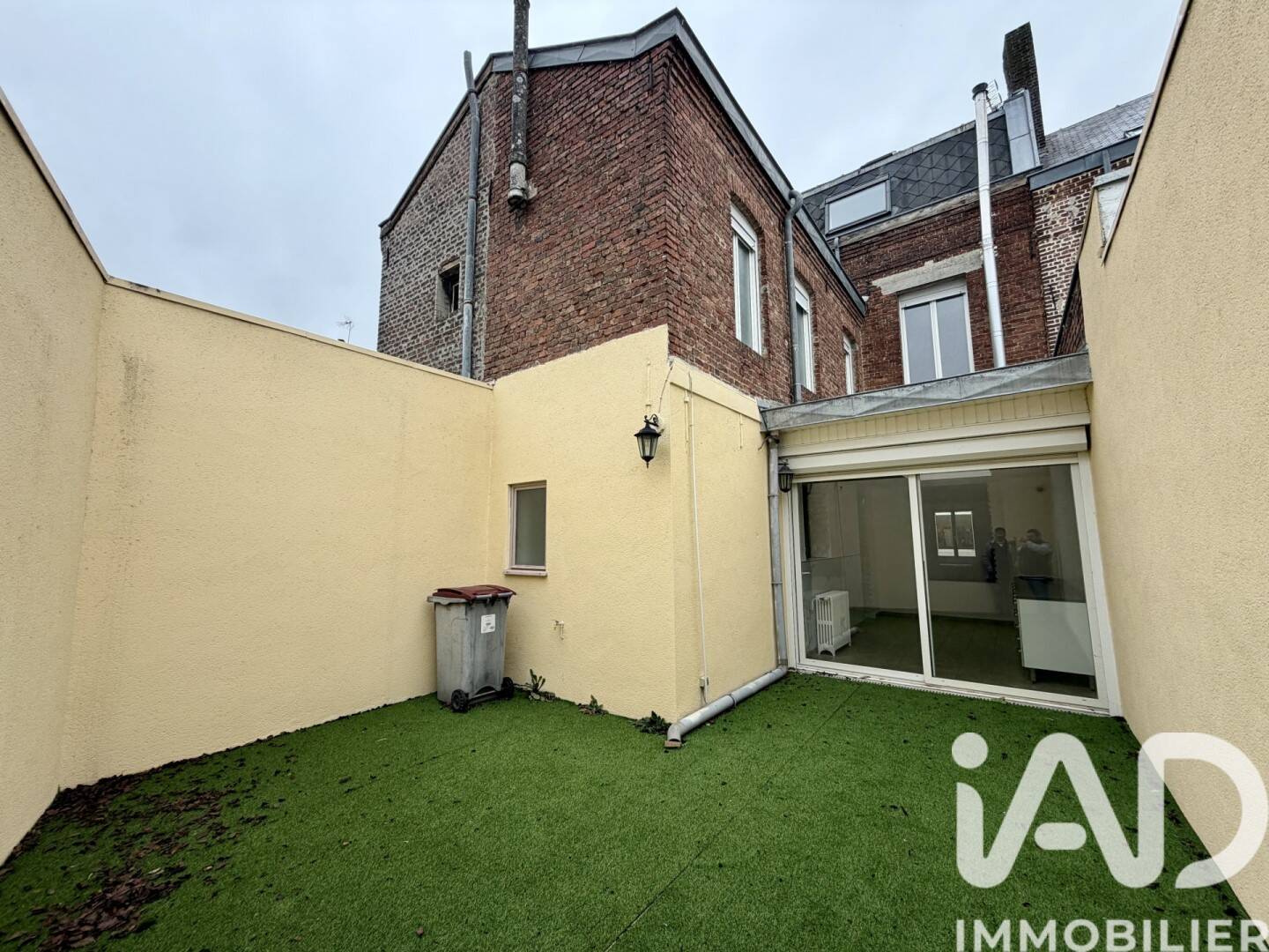 Maison 6 pièces 177 m² · à Saint-Quentin · 177 m² · 142 500 €