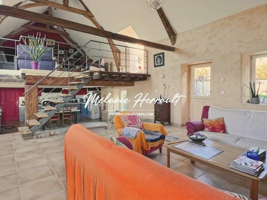 Maison à vendre 493 500 € 9 pièces 4 chambres 225 m² 9 714 m² de terrain Parigné-l'Évêque 72250