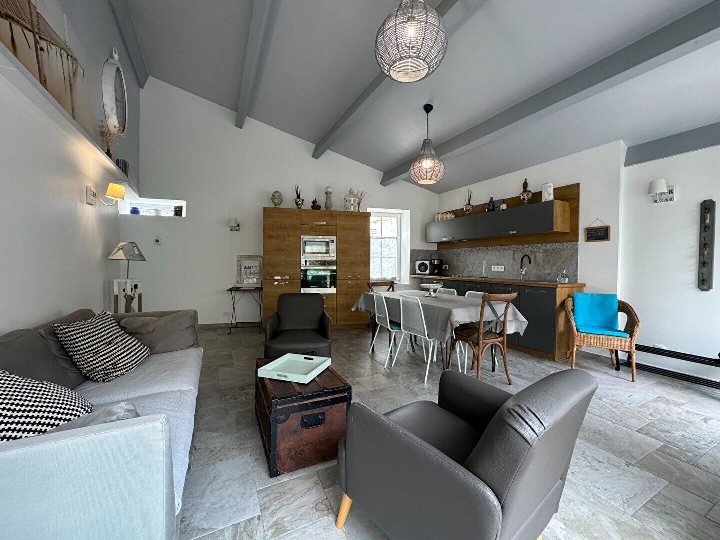 Maison 4 pièces 94 m² · à La Flotte · 94 m² · 819 000 €