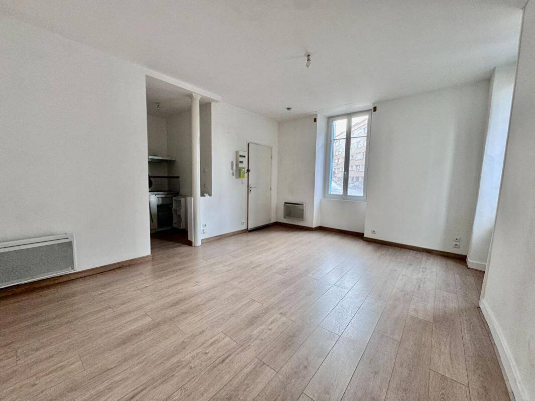 Appartement 1 pièce 24 m² · à Laval · 24 m² · 70 200 €