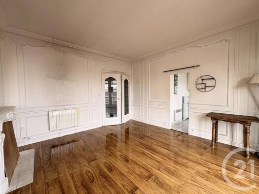 Appartement à vendre 264 000 € 2 pièces 1 chambre 76,9 m² 3ème étage Lille 59800