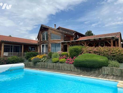 Maison à vendre 499 000 € 5 pièces 3 chambres 200 m² 1 513 m² de terrain Monistrol-sur-Loire 43120