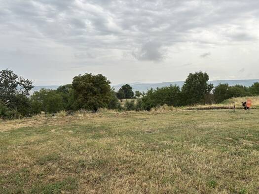 Terrain constructible à vendre 55 000 € 904 m² de terrain Solignat 63500
