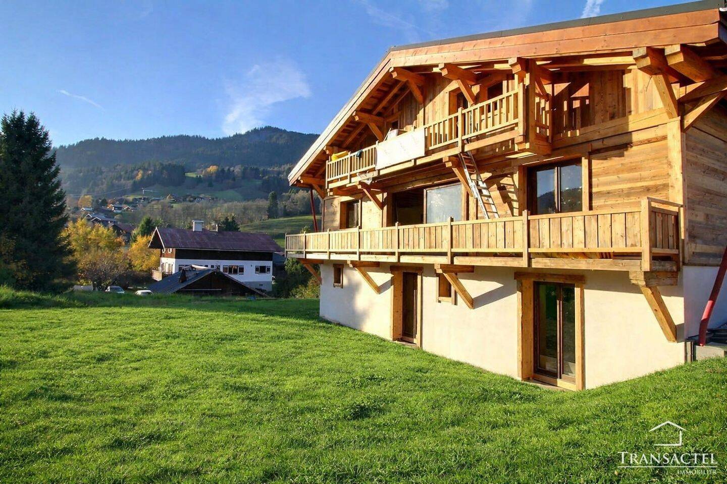 Maison 7 pièces 249 m² · à Megève · 249 m² · 2 400 000 €