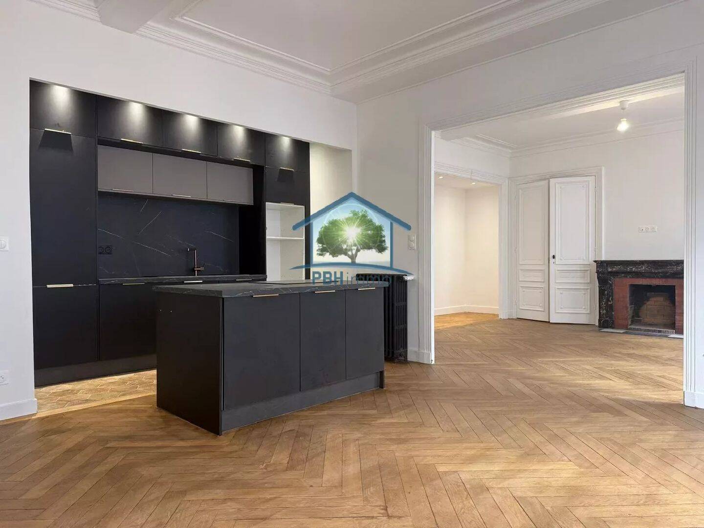 Appartement 6 pièces 154 m² · à Saint-Étienne · 154 m² · 199 000 €