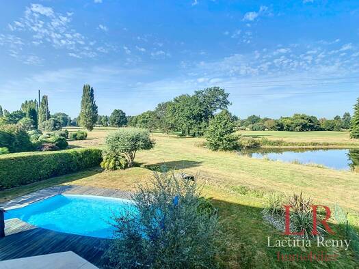Maison à vendre 621 000 € 8 pièces 5 chambres 222 m² Bruz 35170