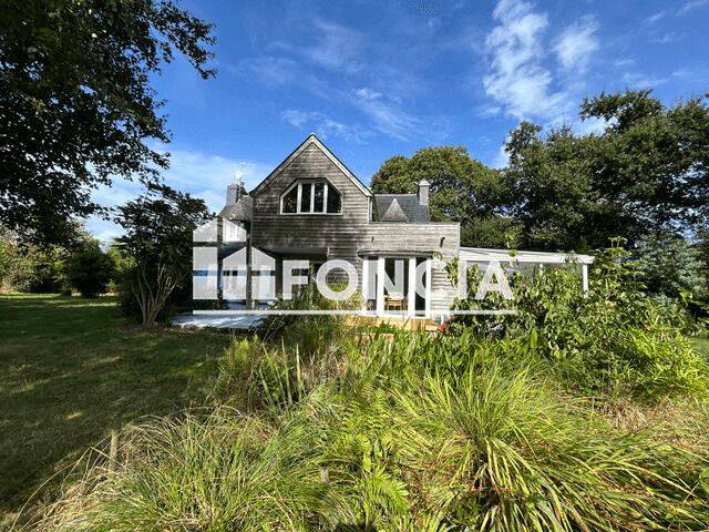 Maison 6 pièces 171 m² · à Plomelin · 170,6 m² · 1 250 €