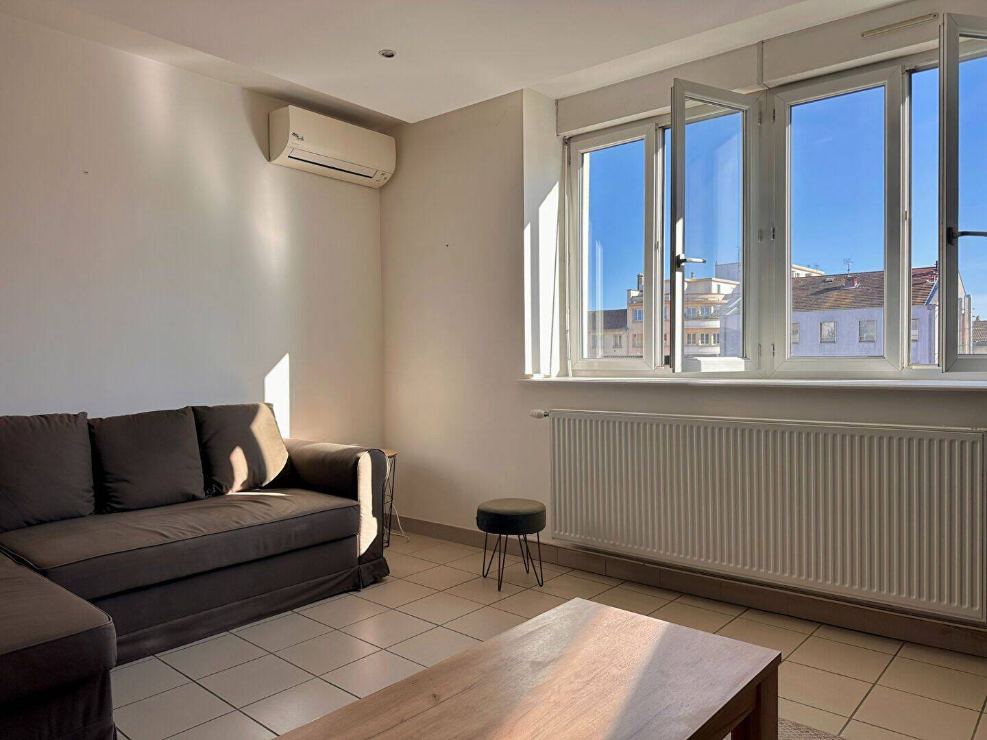 Appartement 2 pièces 56 m² · à Villefranche-sur-Saône · 56 m² · 650 €