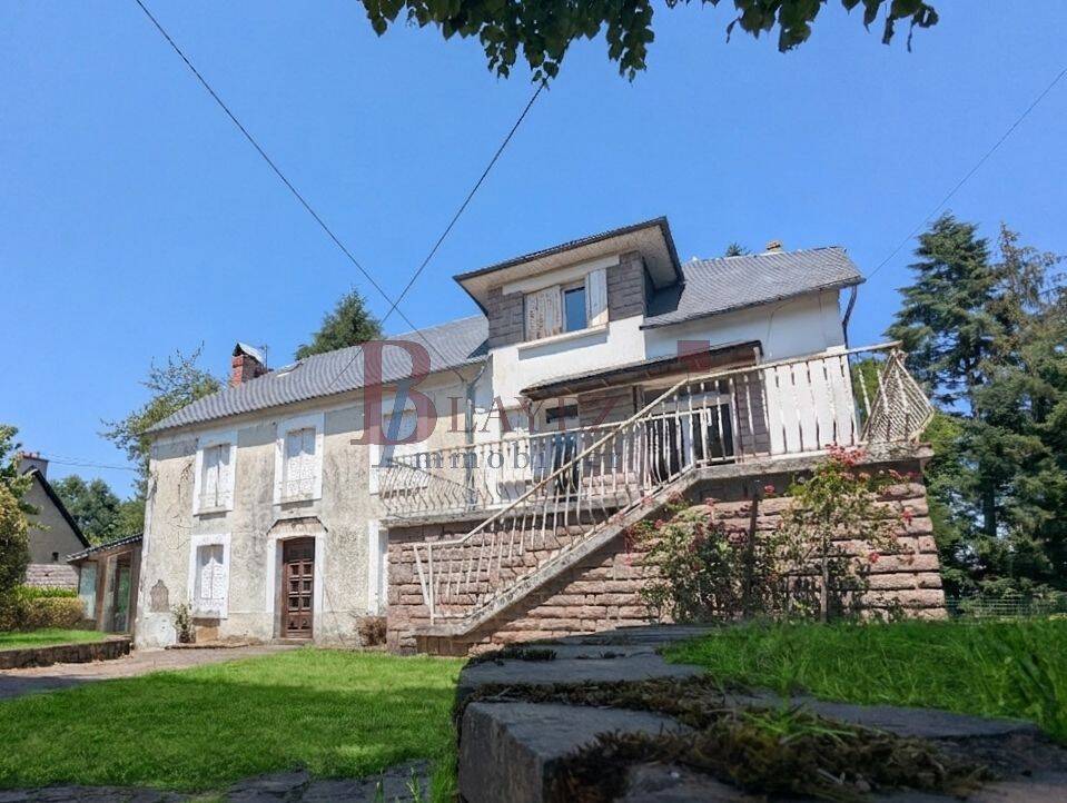 Maison 7 pièces 210 m² · à Ussel · 209,6 m² · 192 600 €