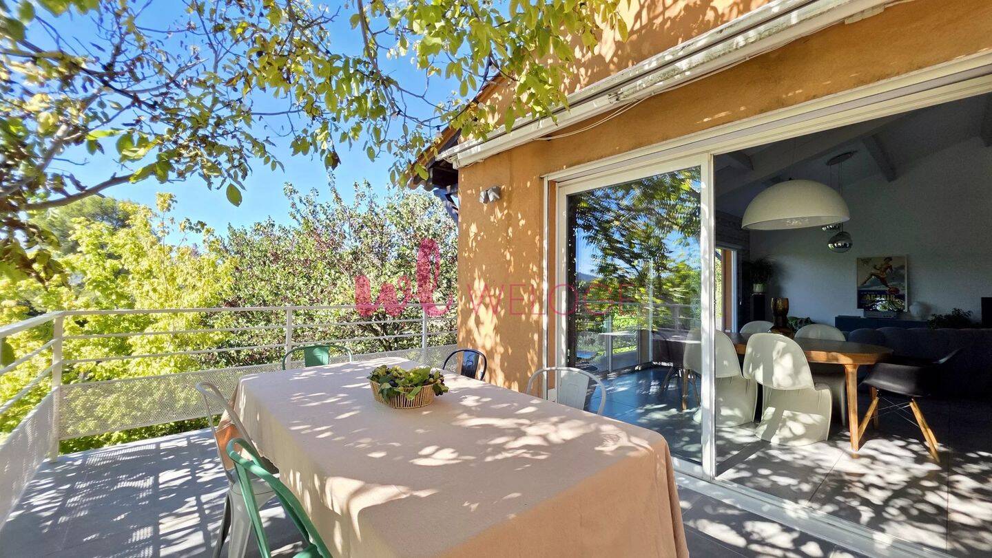 Maison 6 pièces 162 m² · à Marseille 11ème Arrondissement · 161,9 m² · 775 000 €