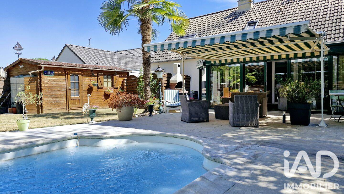 Maison 8 pièces 155 m² · à Chartres · 155 m² · 438 000 €
