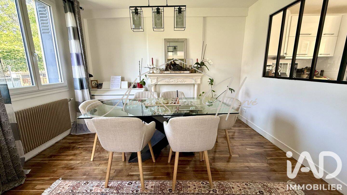 Maison 5 pièces 114 m² · à Mériel · 114,3 m² · 367 000 €