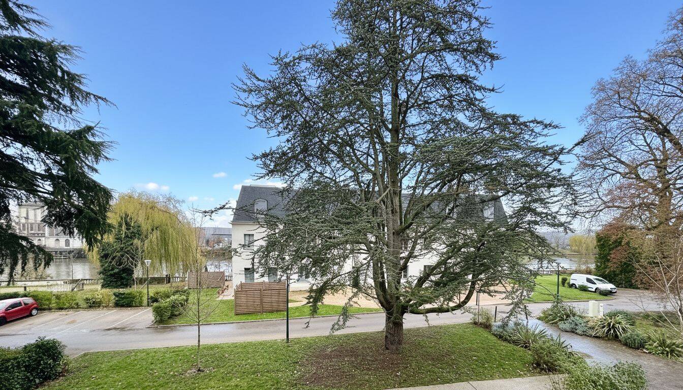 Appartement 3 pièces 62 m² · à Corbeil-Essonnes · 61,7 m² · 185 000 €