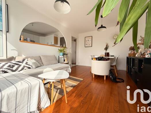 Appartement à vendre 155 000 € 3 pièces 2 chambres 62 m² 4 étages Bergougnan Clermont-Ferrand 63100