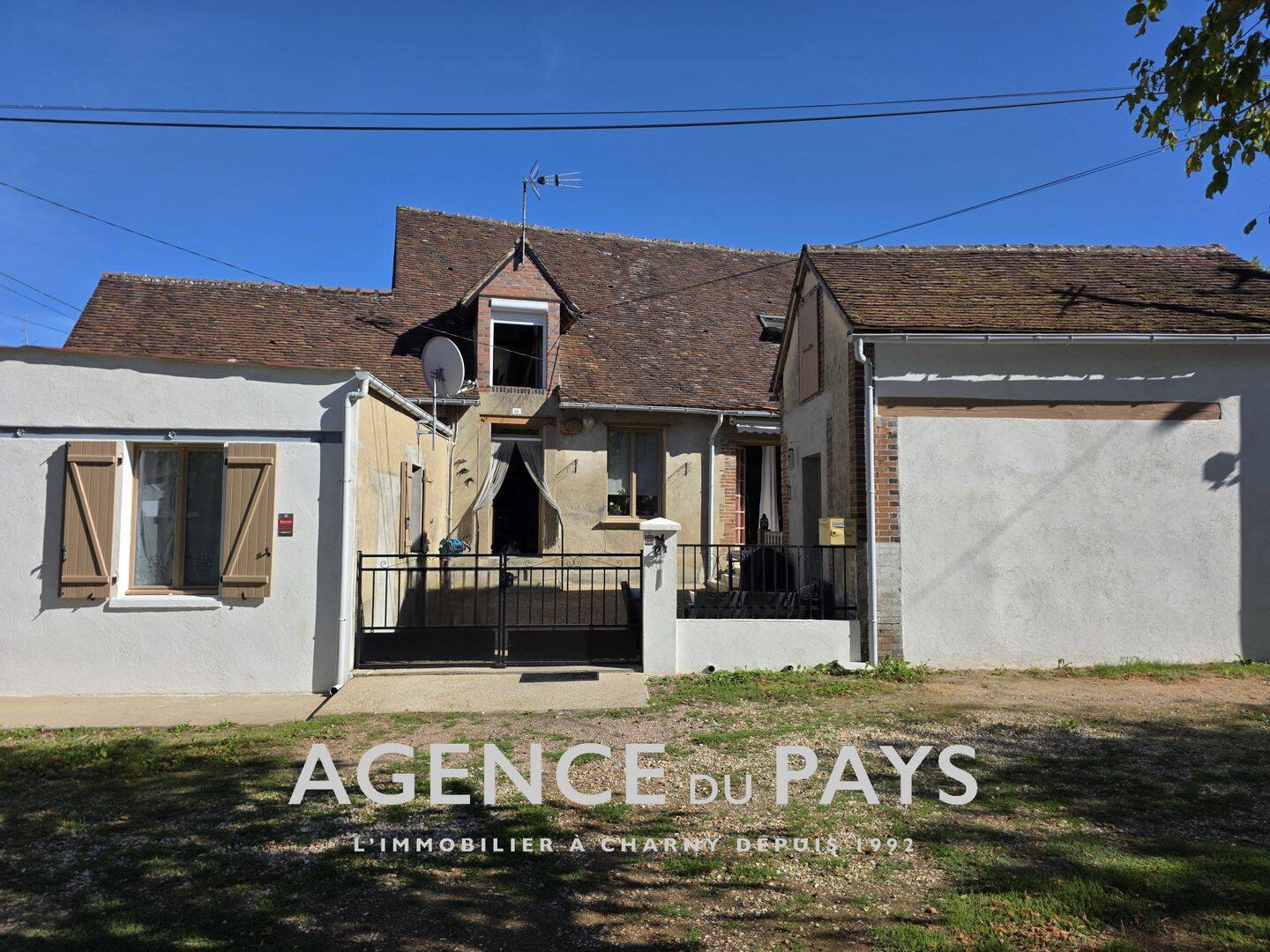 Maison 6 pièces 157 m² · à Champignelles · 157 m² · 159 000 €