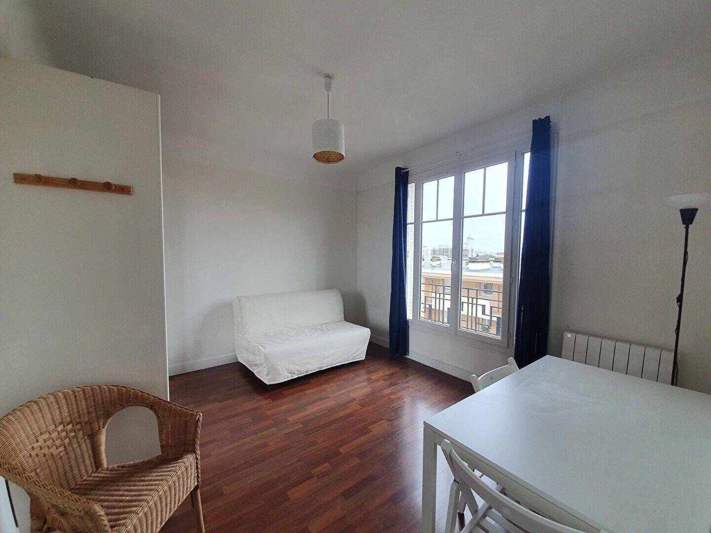 Appartement 1 pièce 25 m² · à Courbevoie · 25,4 m² · 1 020 €