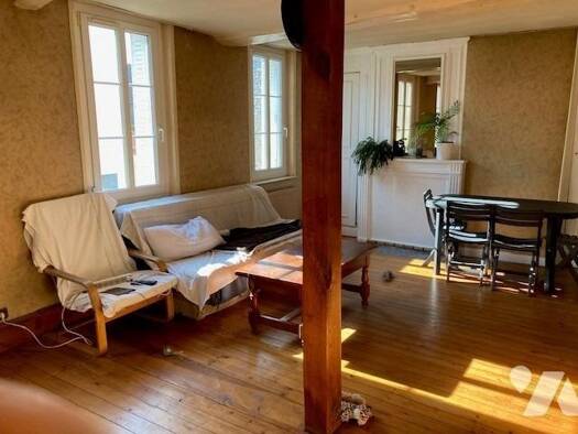 Maison à vendre 178 500 € 4 pièces 2 chambres 105 m² 301 m² de terrain Grand-Couronne 76530