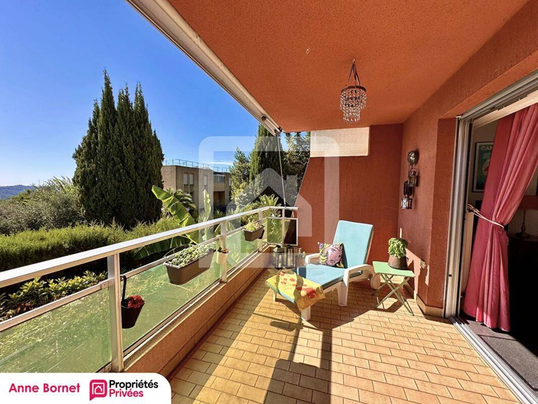 Appartement 3 pièces 64 m² · à Grasse · 63,6 m² · 255 000 €