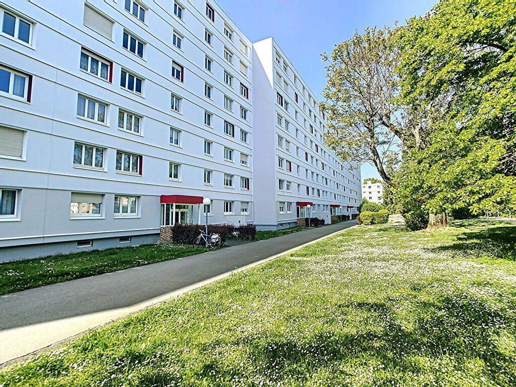 Appartement 4 pièces 76 m² · à Dijon · 76 m² · 400 €