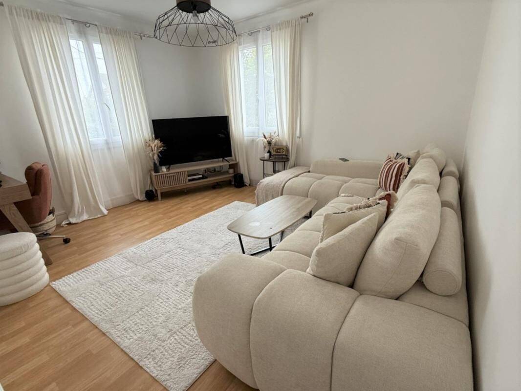 Appartement 2 pièces 50 m² · à Luisant · 50 m² · 660 €