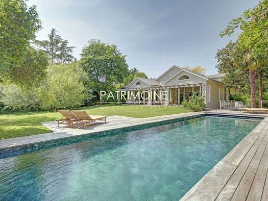 Maison à vendre 3 300 000 € 10 pièces 5 chambres 404 m² 4 115 m² de terrain Sud Saint-Nom-la-Bretèche 78860