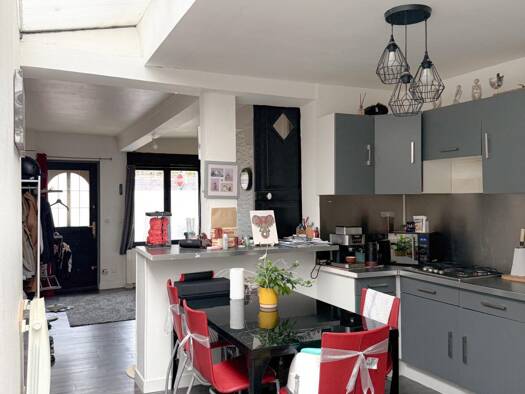 Maison de ville à vendre 66 000 € 4 pièces 3 chambres 72 m² 187 m² de terrain Airaines 80270