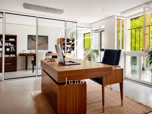 Espace bureau à vendre 1 030 000 € 116,5 m² de bureaux Clichy-Batignolles Paris 17ème arrondissement 75017