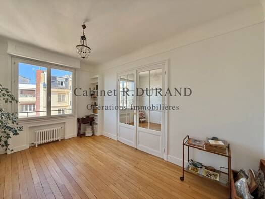 Appartement à vendre 420 000 € 3 pièces 1 chambre 76 m² Étage 6/6 La Garenne-Colombes 92250