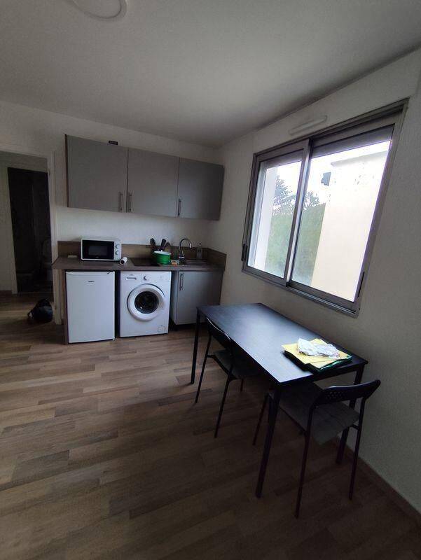 Appartement 2 pièces 24 m² · à Lyon 8ème Arrondissement · 24 m² · 740 €