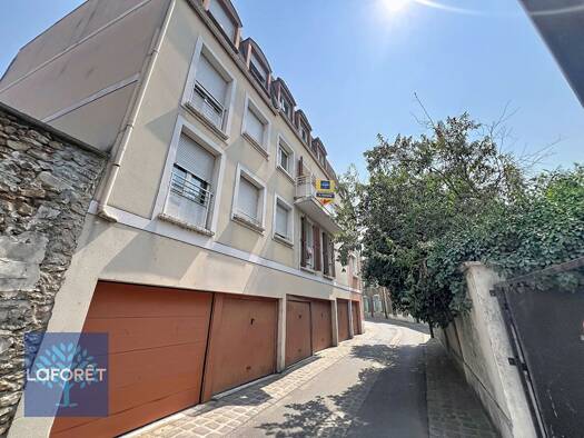 Appartement à vendre 129 900 € 3 pièces 2 chambres 52,8 m² Étage 2/3 Rive Droite-Apport Paris Gare Corbeil-Essonnes 91100