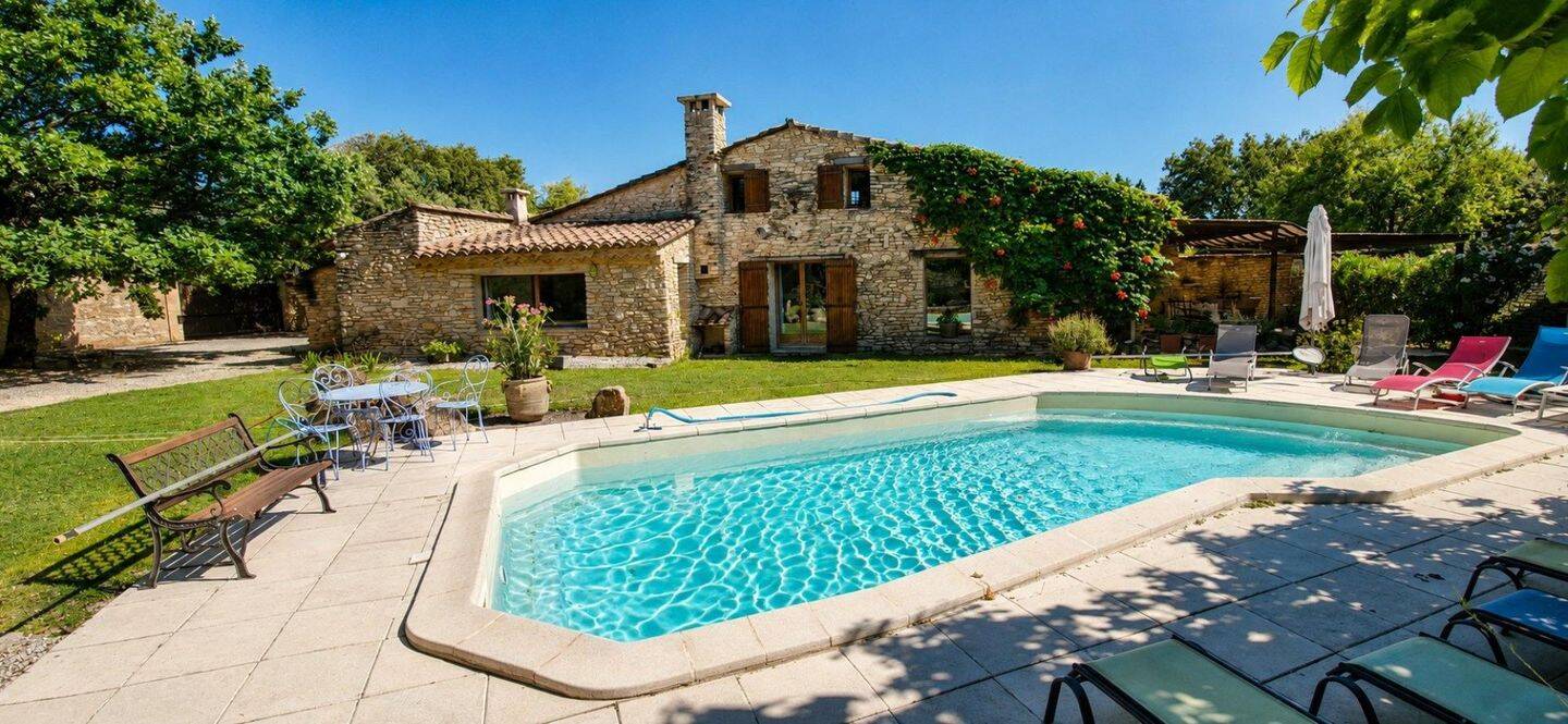 Maison 13 pièces 277 m² · à Gordes · 277 m² · 1 300 000 €