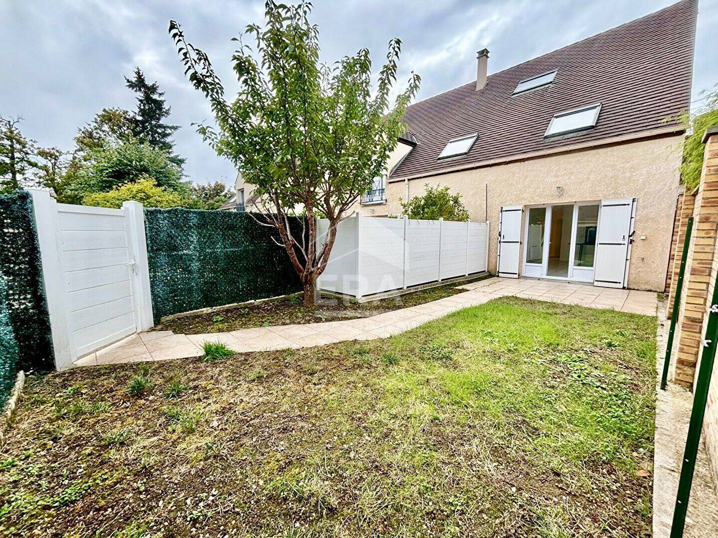 Appartement 2 pièces 42 m² · à Dammarie-les-Lys · 42,3 m² · 830 €