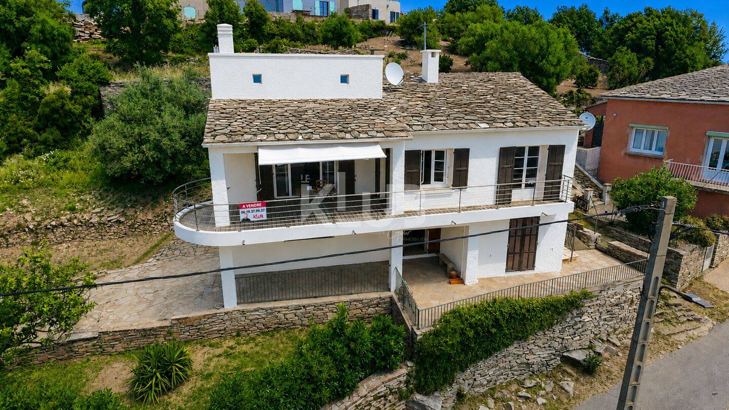 Maison 6 pièces 114 m² · à Brando · 114 m² · 549 000 €