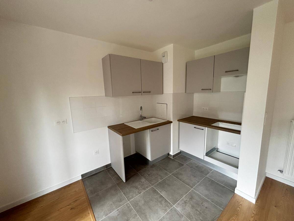 Appartement 2 pièces 47 m² · à Suresnes · 47 m² · 1 310 €/mois