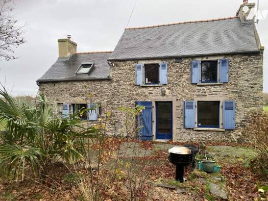 Maison à vendre 188 100 € 4 pièces 2 chambres 80 m² 1 500 m² de terrain Plouégat-Guérand 29620