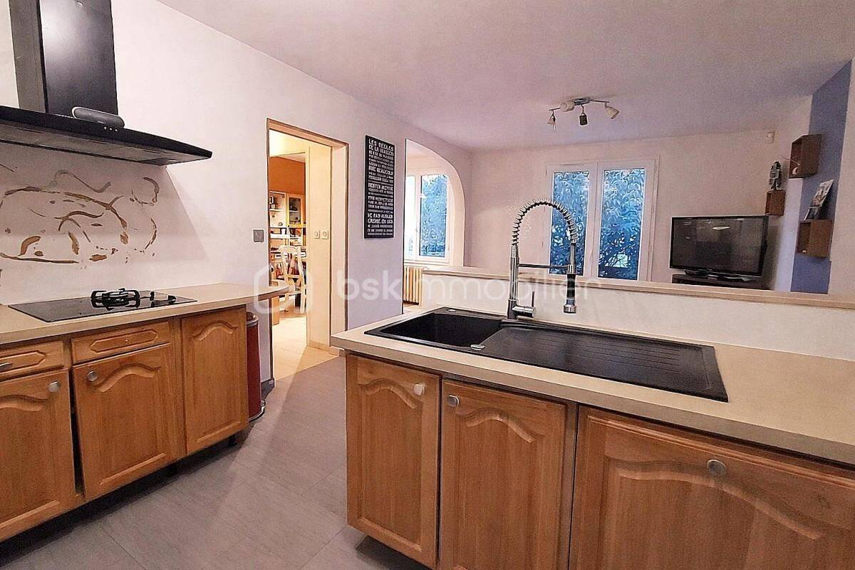 Maison 4 pièces 104 m² · à Orléans · 104 m² · 190 000 €