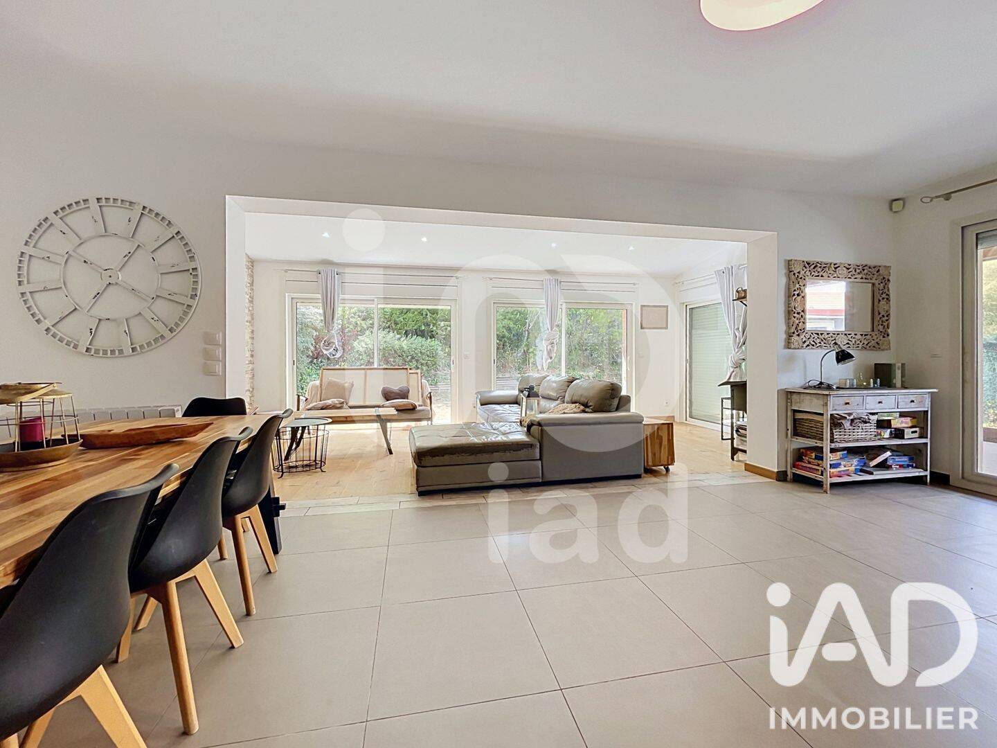 Maison 7 pièces 144 m² · à Ozouer-le-Voulgis · 144 m² · 354 000 €