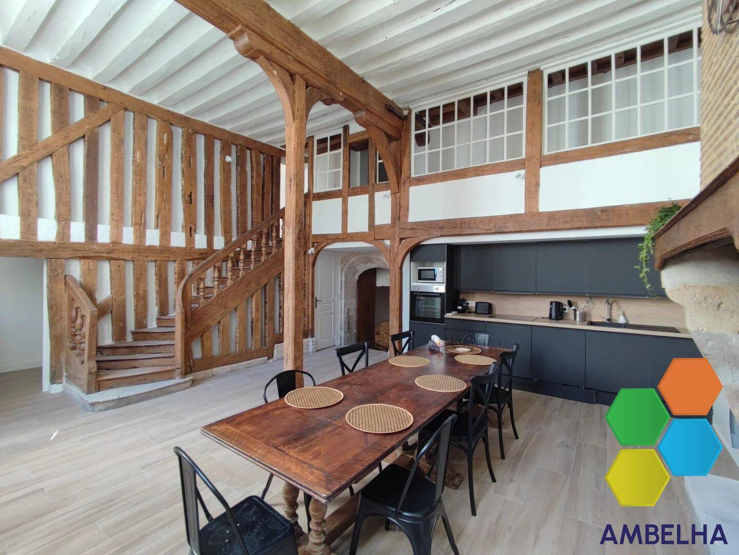 6 pièces 138 m² · à Orléans · 138,1 m² · 2 667 €