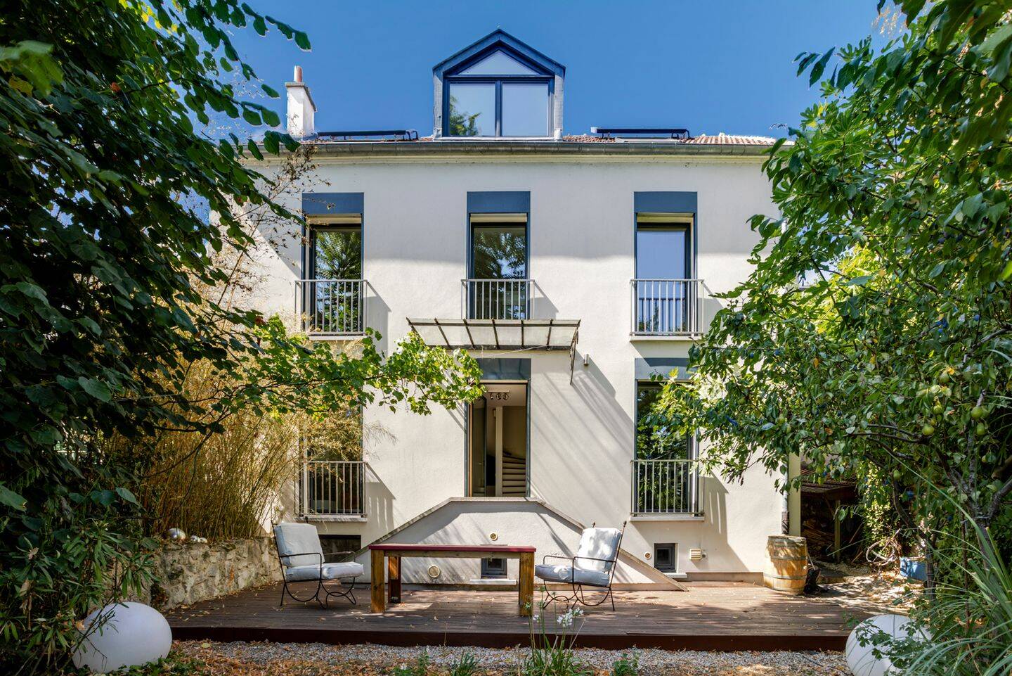 Maison 6 pièces 152 m² · à Sèvres · 152 m² · 3 900 €