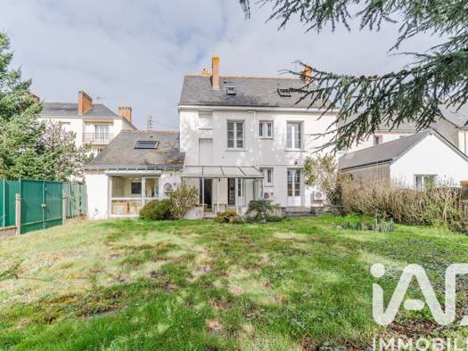 Maison à vendre 382 000 € 7 pièces 4 chambres 197 m² 272 m² de terrain Cheval Blanc Saint-Pierre-des-Corps 37700
