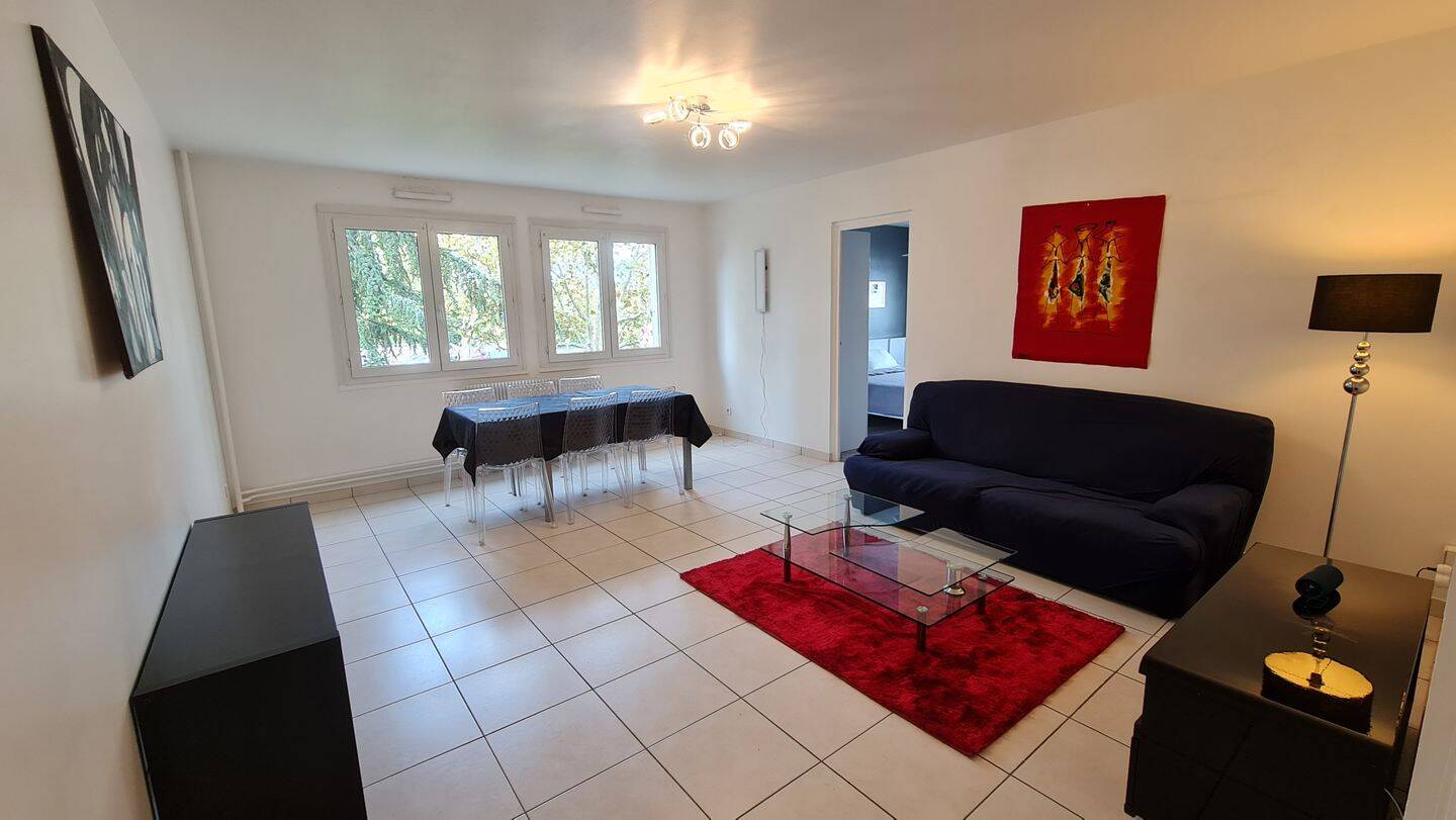 Appartement 4 pièces 84 m² · à Lyon 8ème Arrondissement · 84 m² · 1 400 €/mois
