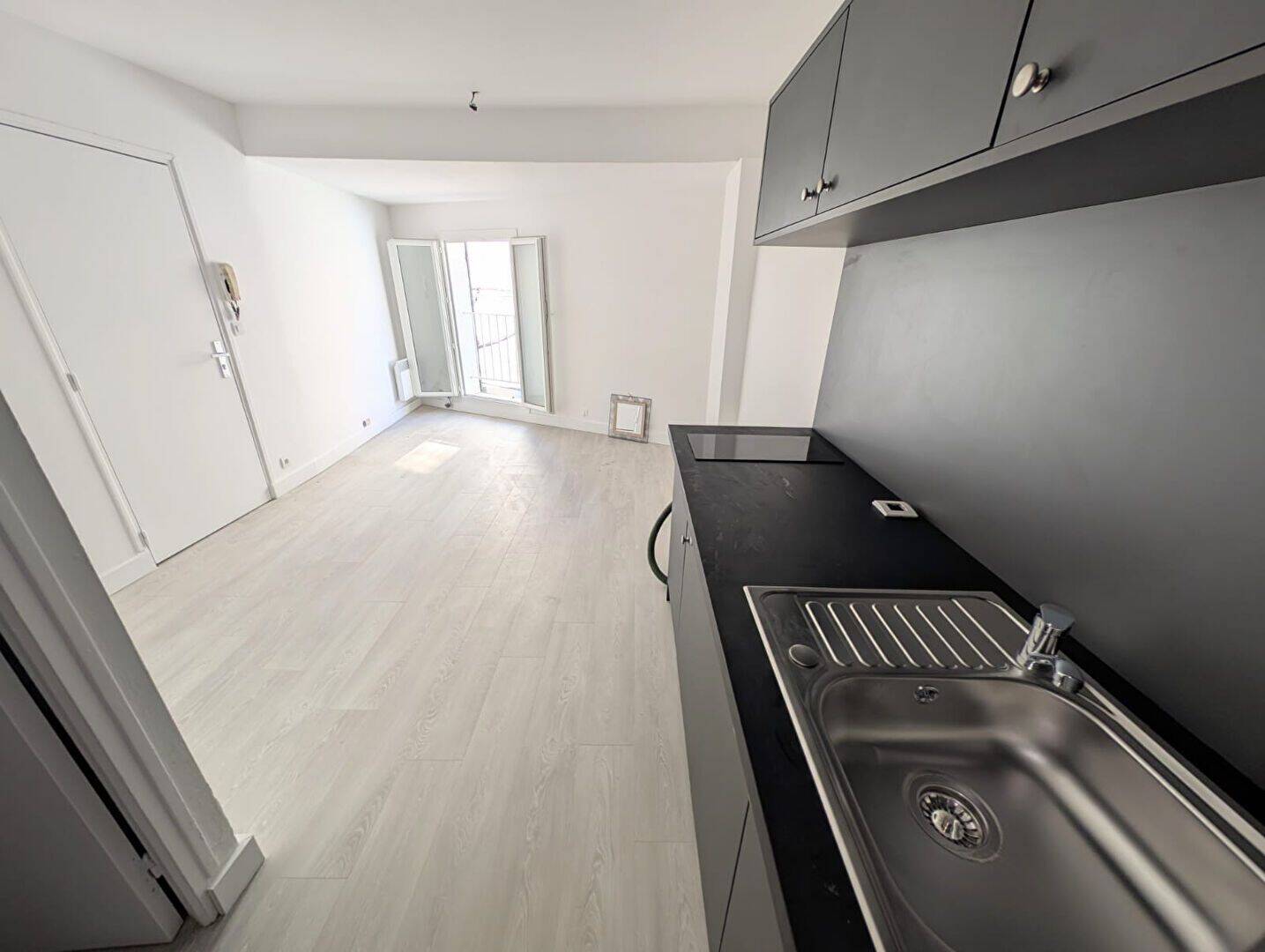 Appartement 1 pièce 32 m² · à Châteaurenard · 32 m² · 97 200 €