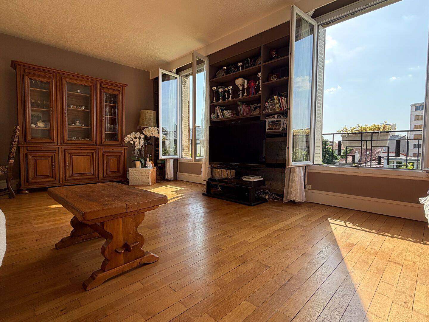 Appartement 5 pièces 100 m² · à Montreuil · 100 m² · 650 000 €
