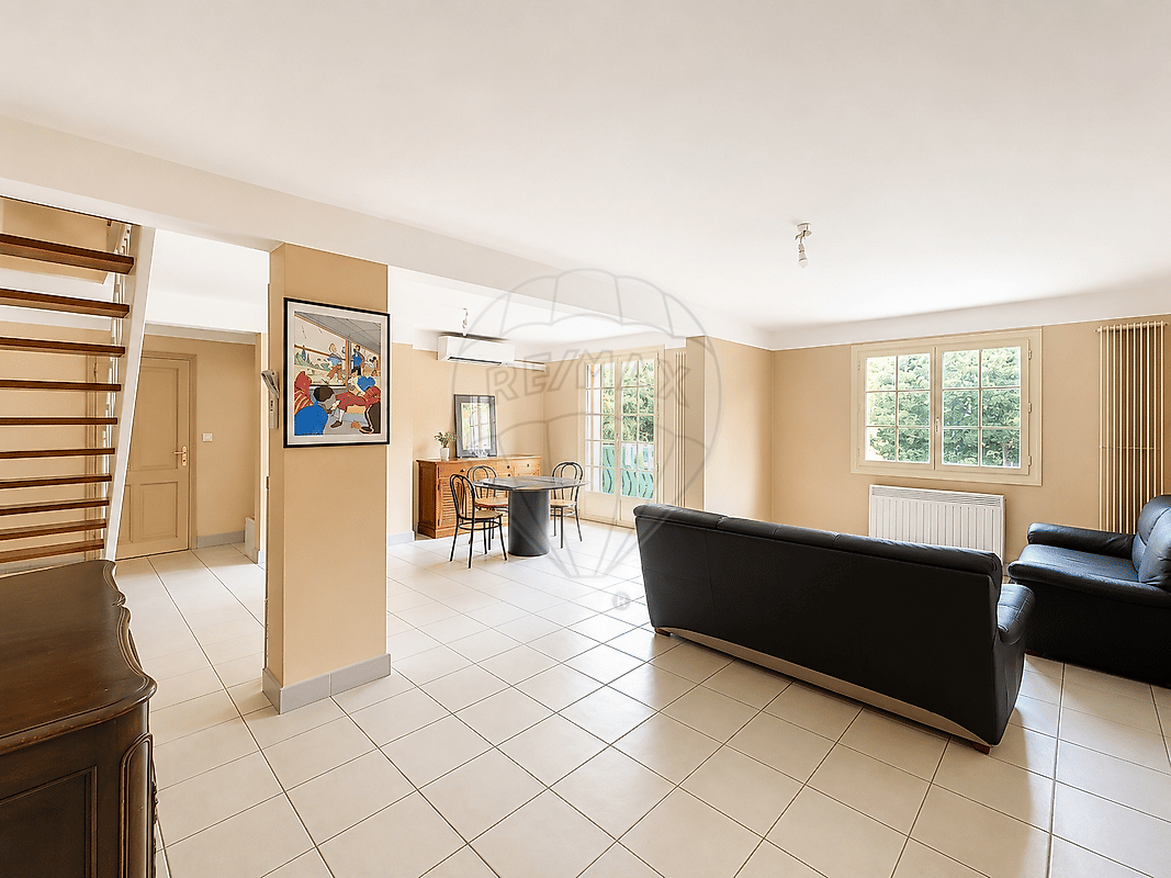 Appartement 4 pièces 107 m² · à Arles · 107 m² · 263 000 €