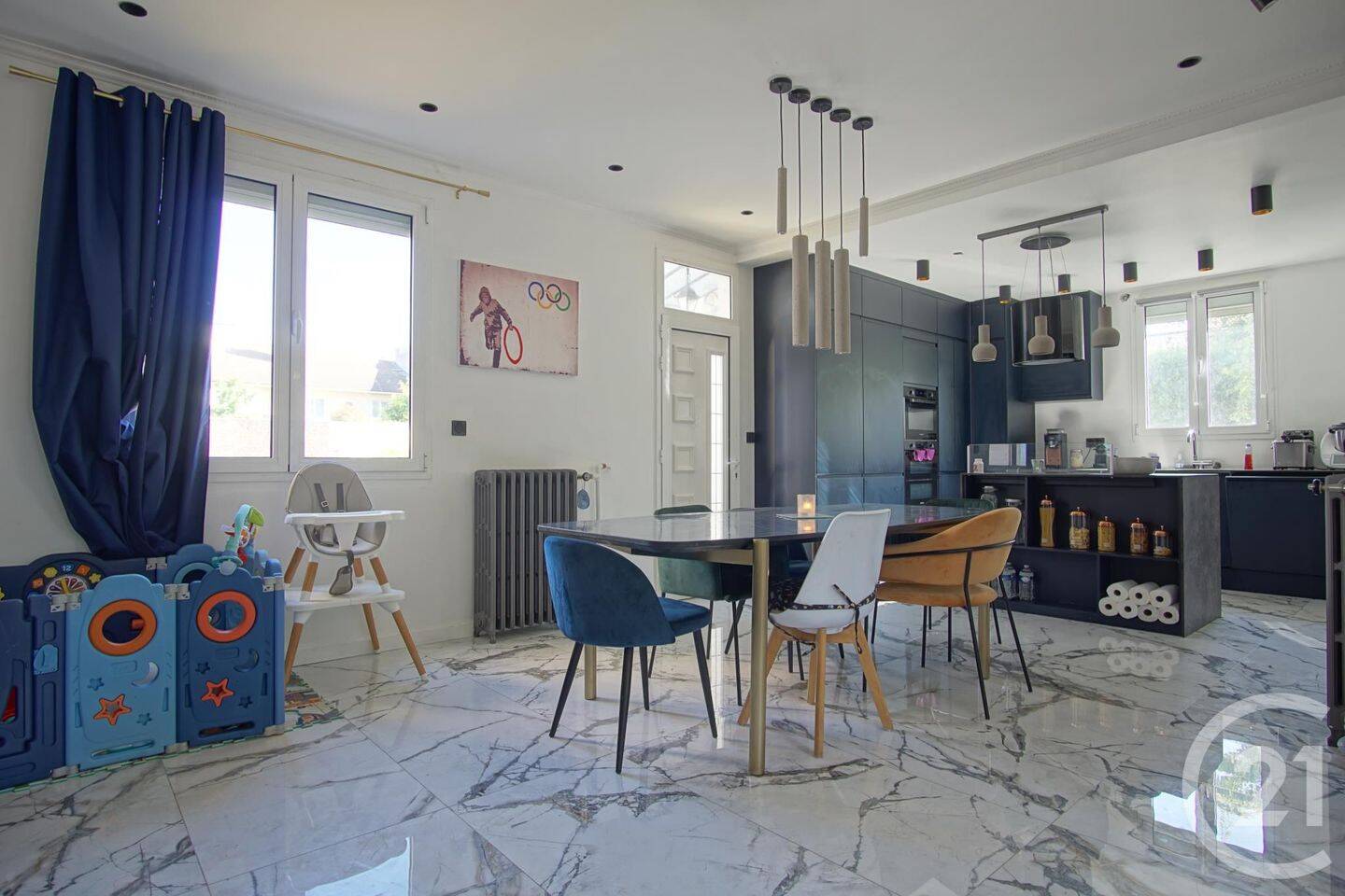 Maison 5 pièces 115 m² · à Choisy-le-Roi · 114,5 m² · 2 350 €/mois