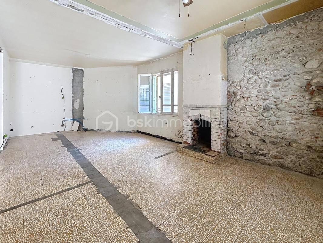 Maison 4 pièces 80 m² · à Pézilla-la-Rivière · 80 m² · 100 000 €