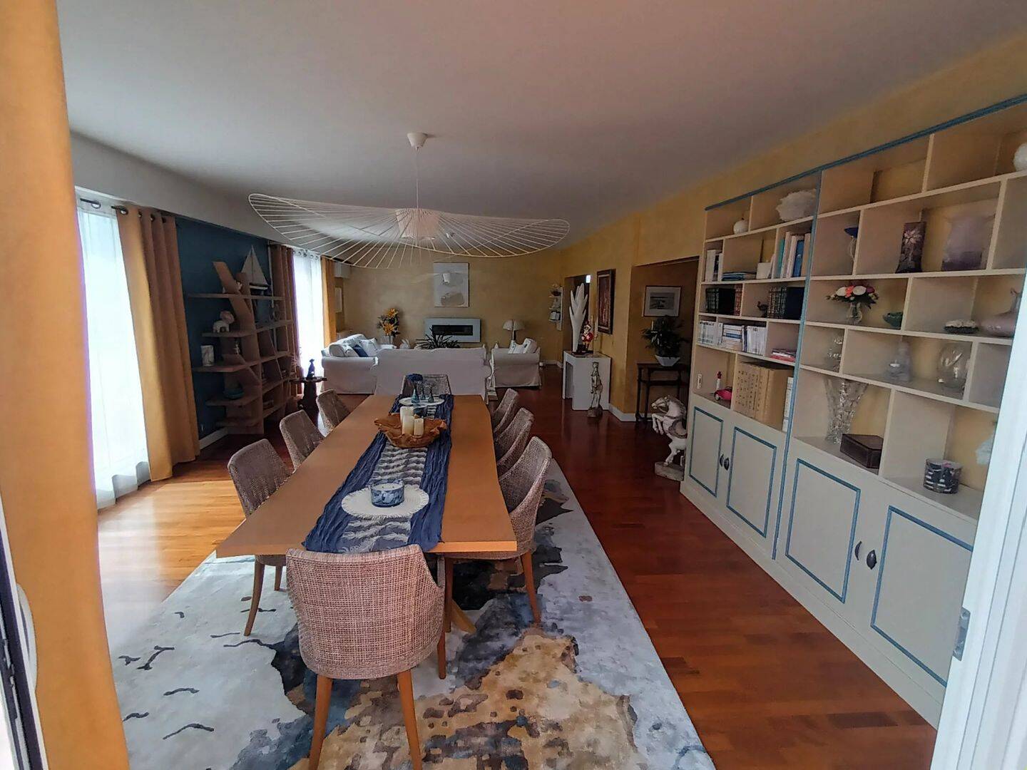 Appartement 6 pièces 209 m² · à Montceau-les-Mines · 208,5 m² · 343 200 €