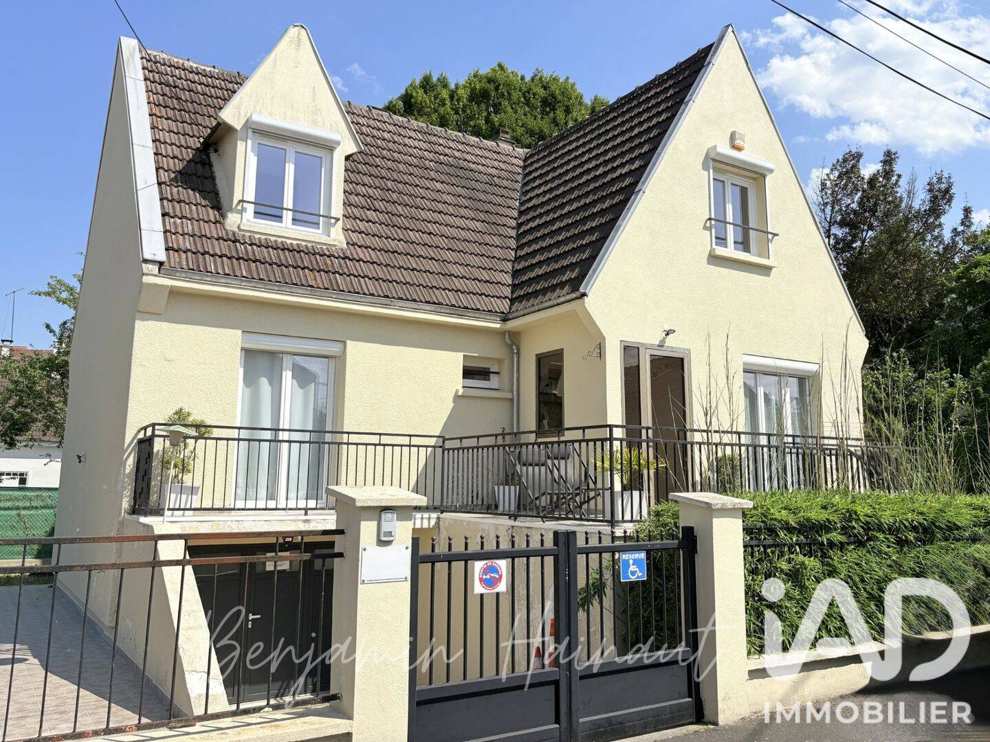 Maison 5 pièces 167 m² · à Pontault-Combault · 167 m² · 399 900 €