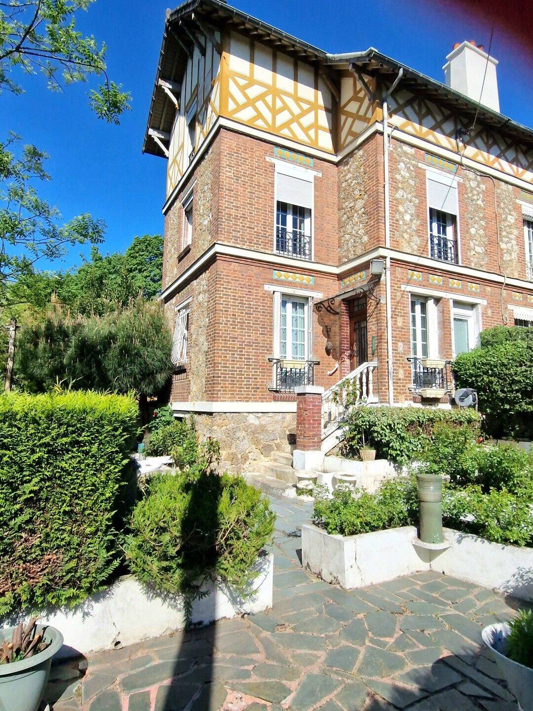Maison 4 pièces 86 m² · à Garches · 86 m² · 735 000 €