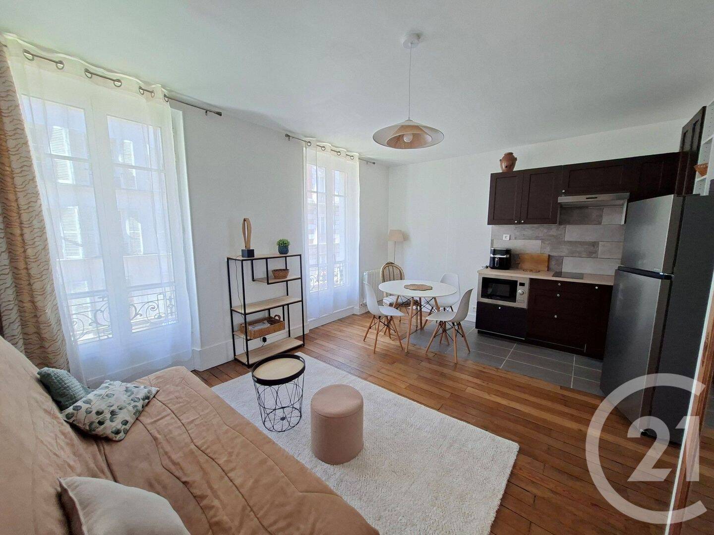 Appartement 2 pièces 36 m² · à Paris 14ème Arrondissement · 35,9 m² · 1 400 €/mois